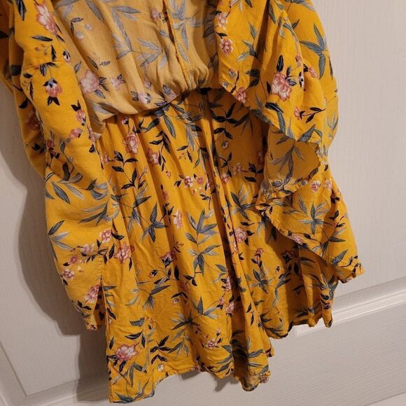 American eagle outfitters floral romper - Picture 4 of 8